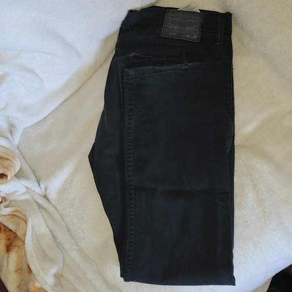 Levi's - Picture 4 of 4